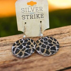 Silver Strike Western Twist Round Leopard Print Earrings - New with Tags